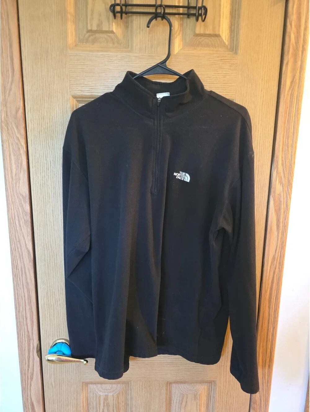 The North Face TKA 100 Black Quarter-Zip Fleece Pullover Distressed 2006